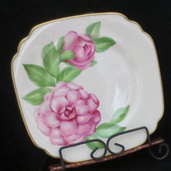 New Syracuse China 8" Floral Plates White Pinks Greens 1960s Vintage Set of 4 - Picture 6 of 16